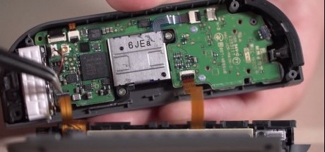 任天堂重新设计JoyCon手柄，解决连接问题